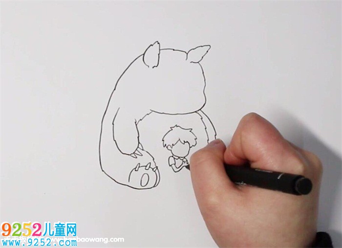 龍貓小月<a href=http://www.inspiredelm.com/jianbihua/ target=_blank class=infotextkey>簡(jiǎn)筆畫</a>