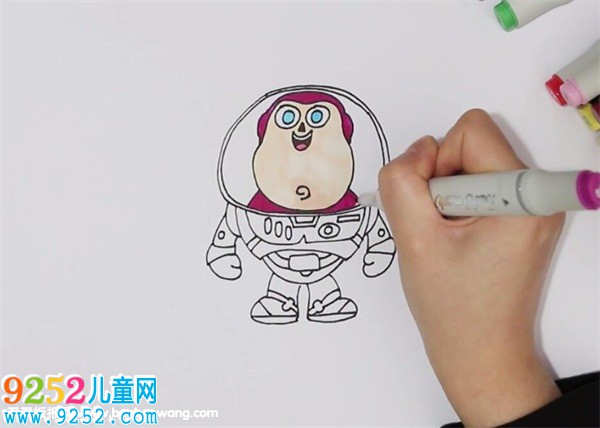 巴斯光年<a href=http://www.inspiredelm.com/jianbihua/ target=_blank class=infotextkey>簡筆畫</a>