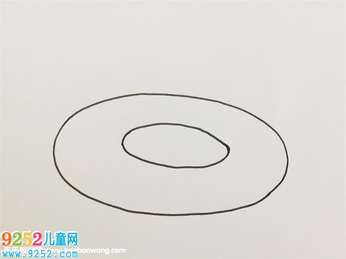 游泳圈怎么畫