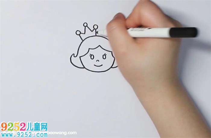 女王<a href=http://www.inspiredelm.com/jianbihua/ target=_blank class=infotextkey>簡筆畫</a>