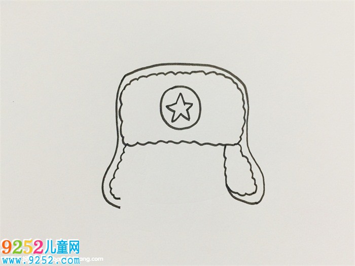 雷鋒怎么畫3年級畫的