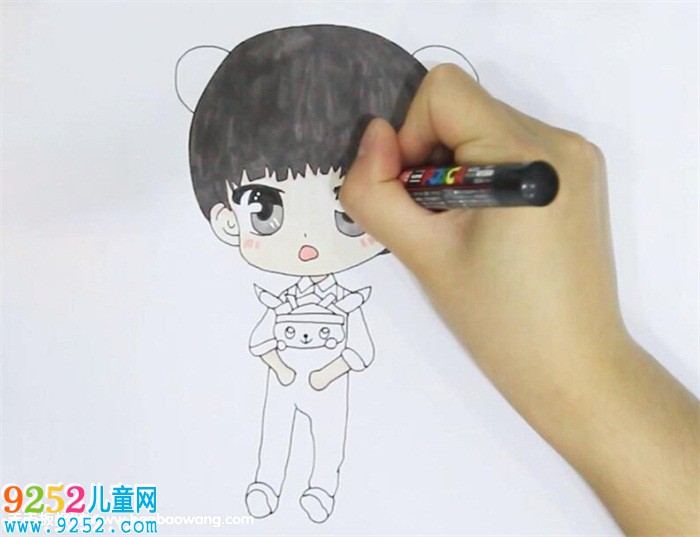 易烊千璽Q版<a href=http://www.inspiredelm.com/jianbihua/ target=_blank class=infotextkey>簡筆畫</a>