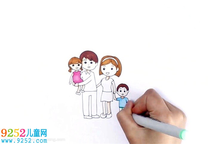 全家福4人怎么畫好看
