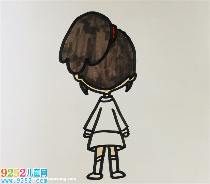 女生扎馬尾背影<a href=http://www.inspiredelm.com/jianbihua/ target=_blank class=infotextkey>簡(jiǎn)筆畫</a>