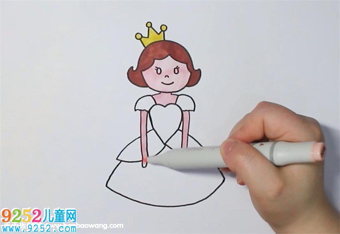 女王<a href=http://www.inspiredelm.com/jianbihua/ target=_blank class=infotextkey>簡筆畫</a>