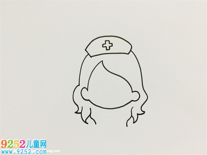 護士怎么畫簡單又漂亮