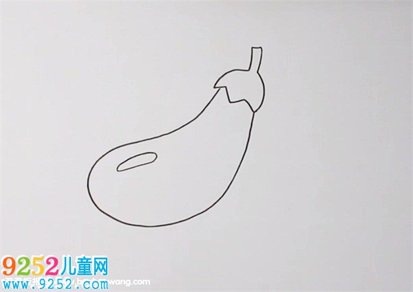 茄子<a href=http://www.inspiredelm.com/jianbihua/ target=_blank class=infotextkey>簡(jiǎn)筆畫(huà)</a>