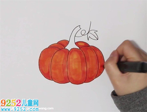 南瓜<a href=http://www.inspiredelm.com/jianbihua/ target=_blank class=infotextkey>簡(jiǎn)筆畫(huà)</a>