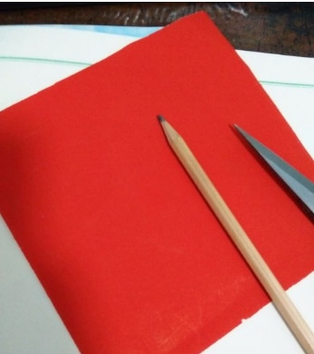 簡單的公雞<a href=http://www.inspiredelm.com/jianzhi/ target=_blank class=infotextkey>剪紙</a>教程