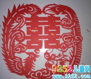 龍年<a href=http://www.inspiredelm.com/jianzhi/ target=_blank class=infotextkey>剪紙</a>圖案簡單