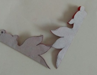金魚和蓮花<a href=http://www.inspiredelm.com/jianzhi/ target=_blank class=infotextkey>剪紙</a>教程