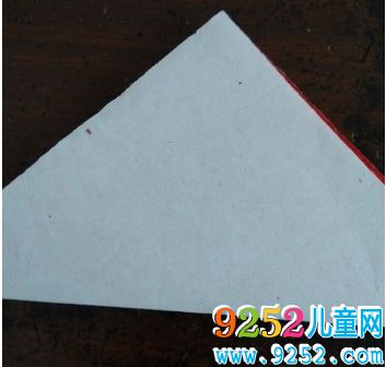 公雞窗花簡單手工<a href=http://www.inspiredelm.com/jianzhi/ target=_blank class=infotextkey>剪紙</a>教程