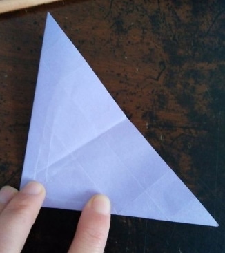 小松鼠動(dòng)物<a href=http://www.inspiredelm.com/jianzhi/ target=_blank class=infotextkey>剪紙</a>