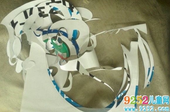熊貓動物<a href=http://www.inspiredelm.com/jianzhi/ target=_blank class=infotextkey>剪紙</a>