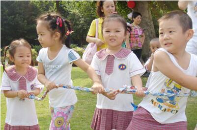 幼兒園老師教養(yǎng)筆記《爭當小班長》