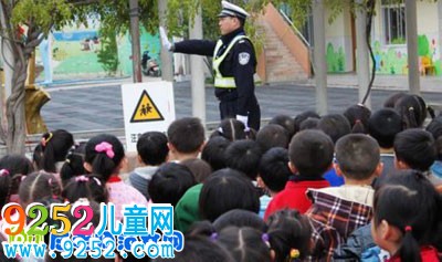 幼兒園大班畢業(yè)評(píng)語(yǔ) 大班幼兒評(píng)語(yǔ)