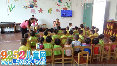 大班音樂活動說課稿《挪威舞曲》