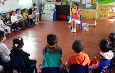 幼兒園小班語(yǔ)言優(yōu)秀<a href=http://www.inspiredelm.com/jiaoan/ target=_blank class=infotextkey>教案</a>《小兔找家》