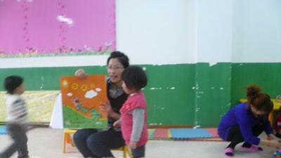小班語言公開課<a href=http://www.inspiredelm.com/jiaoan/ target=_blank class=infotextkey>教案</a>《河馬大輪船》