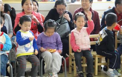 幼兒園小班語言優(yōu)秀<a href=http://www.inspiredelm.com/jiaoan/ target=_blank class=infotextkey>教案</a>《大嘴巴》