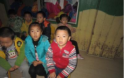 小班上學(xué)期語言<a href=http://www.inspiredelm.com/jiaoan/ target=_blank class=infotextkey>教案</a>《聰明的小老鼠》