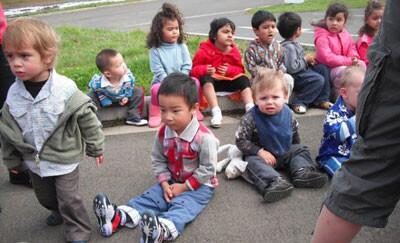 幼兒園小班下學(xué)期語言<a href=http://www.inspiredelm.com/jiaoan/ target=_blank class=infotextkey>教案</a>《變色的蝸牛》