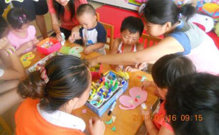 小班語言公開課<a href=http://www.inspiredelm.com/jiaoan/ target=_blank class=infotextkey>教案</a>《水果歌》含<a href=http://www.inspiredelm.com/kejian/ target=_blank class=infotextkey>課件</a>