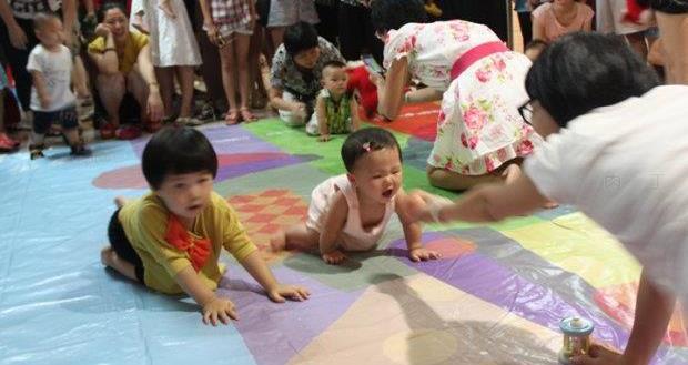 最新幼兒親子游戲大全—寶寶快爬