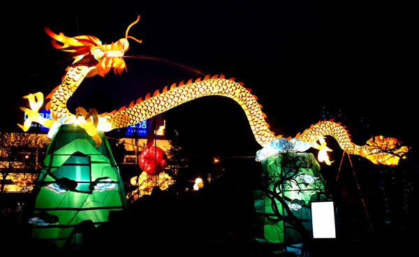 石崇光彩奪目的<a href=http://www.inspiredelm.com/gushi/ target=_blank class=infotextkey>故事</a>
