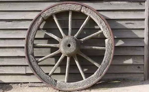 車(chē)輪為什么是圓的,車(chē)輪是圓形的原因
