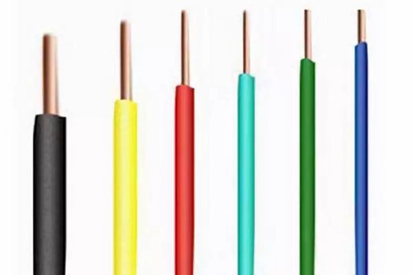 為什么電話線和電力線從來(lái)不緊挨在一起