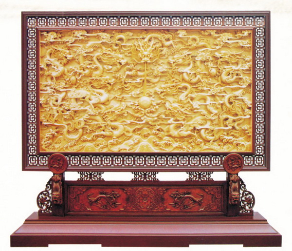 古代木雕屏風(fēng)的特點是什么？