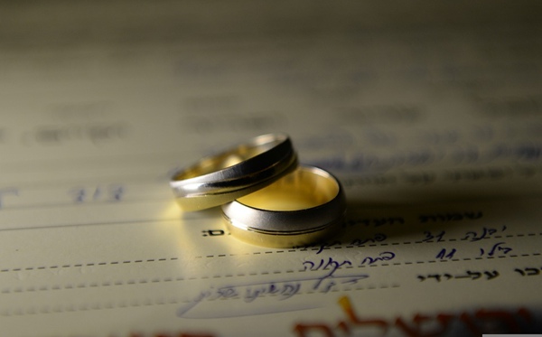 金婚銀婚是多少年,結(jié)婚10年到70年各是什么婚