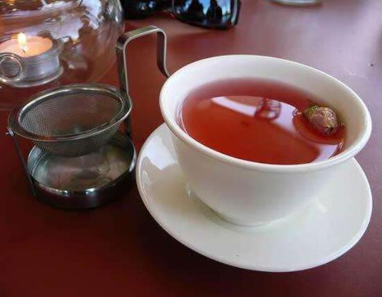玫瑰花茶怎么泡，以五片最佳/溫度不高于80度(營養(yǎng)充分)
