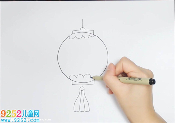 元旦<a href=http://www.inspiredelm.com/shouchaobao/ target=_blank class=infotextkey>手抄報</a>花邊怎么畫