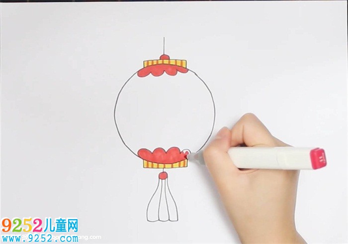 元旦<a href=http://www.inspiredelm.com/shouchaobao/ target=_blank class=infotextkey>手抄報</a>花邊怎么畫