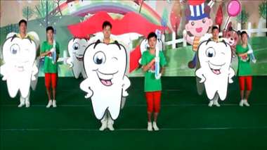 幼兒園大中小班早操律動(dòng)視頻《牙刷刷》