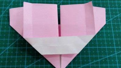 如何折疊LOVE文字愛心<a href=http://www.inspiredelm.com/zhezhi/ target=_blank class=infotextkey>折紙</a>步驟圖