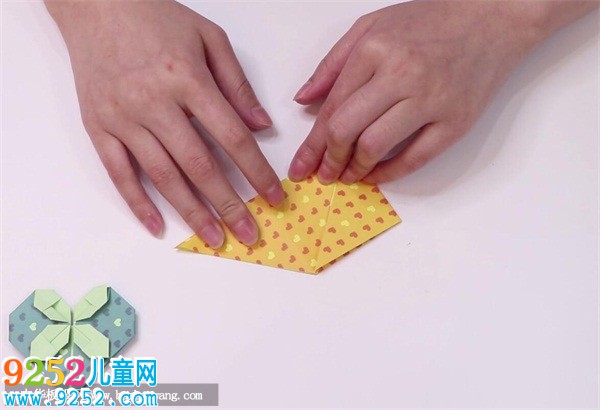 四葉草愛心的折法