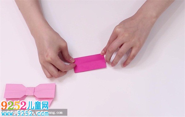 蝴蝶結(jié)的折法