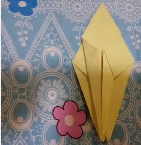 百合花的視頻折法
